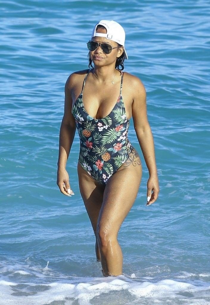 Christina-Milian-in-a-Swimsuit-38
