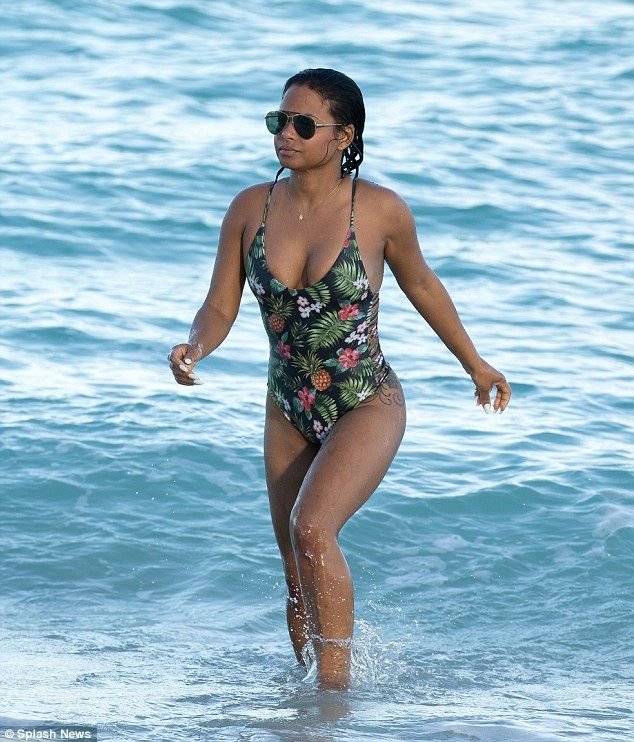 Christina-Milian-in-a-Swimsuit-7