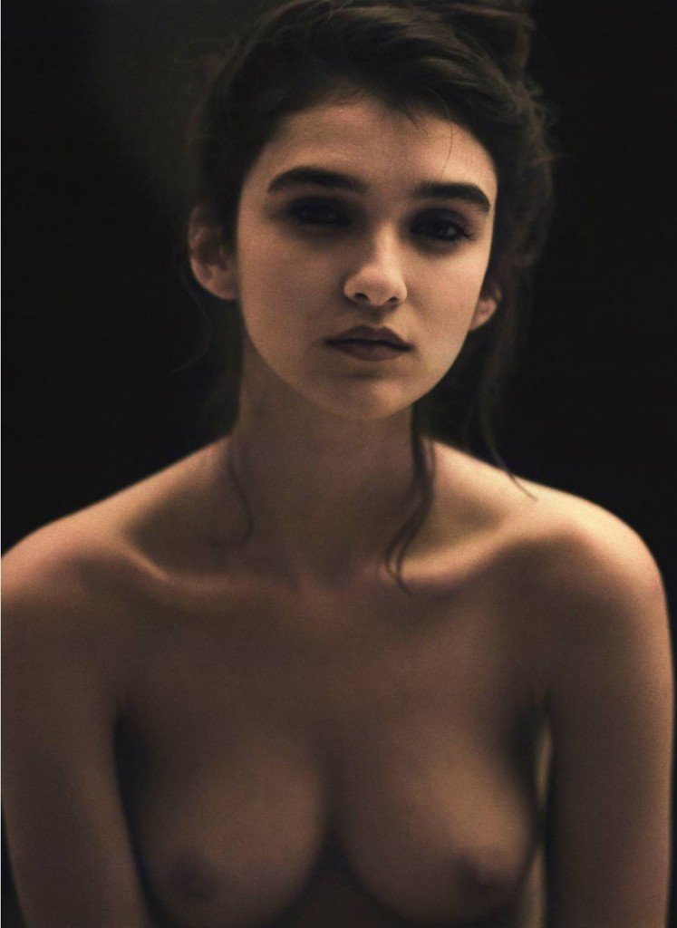 Paula-Bulczynska-Sexy-Topless-11