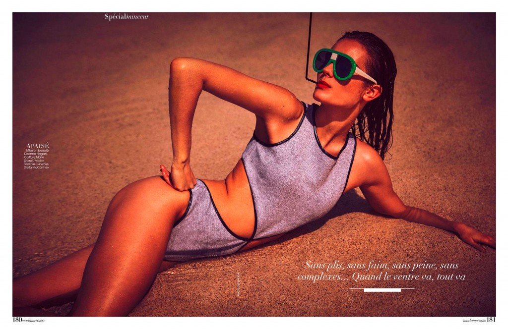 Monika-Jagaciak-Sexy-&-Topless-6