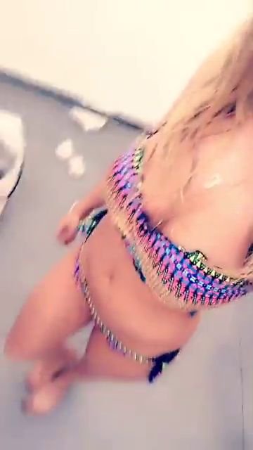 Rita Ora Sexy 7