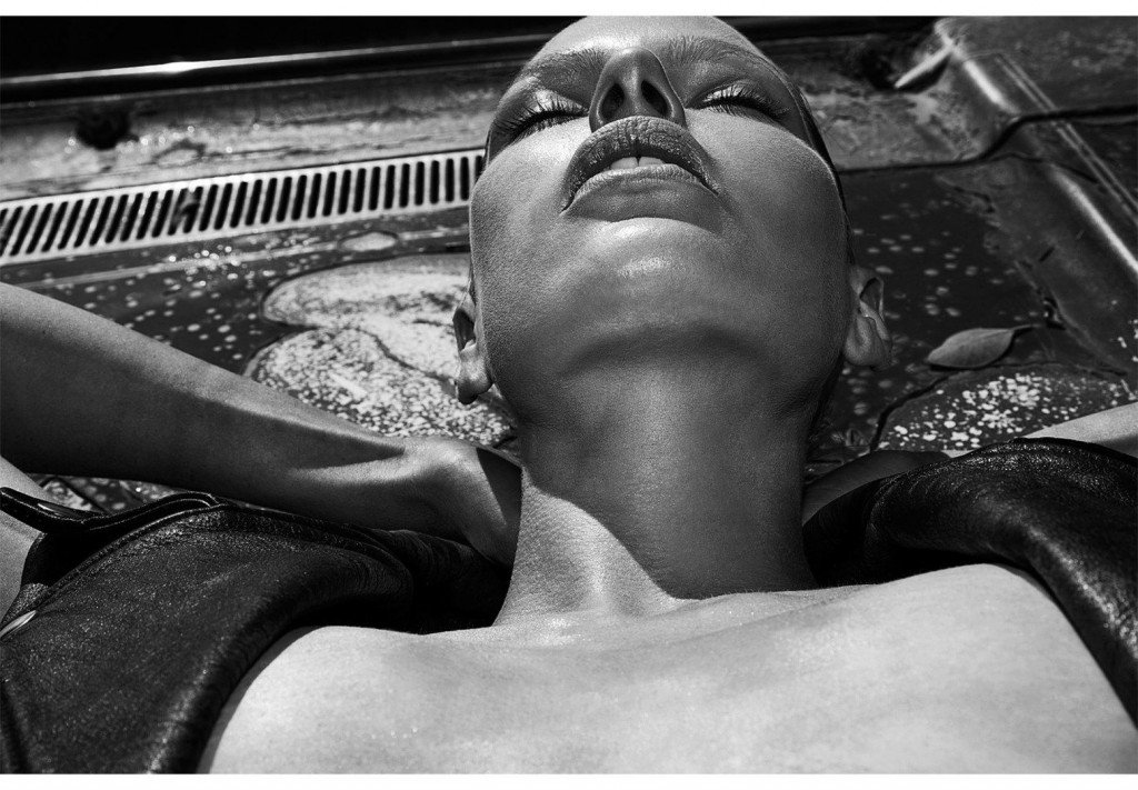 Sophie Monk Topless & Sexy 4