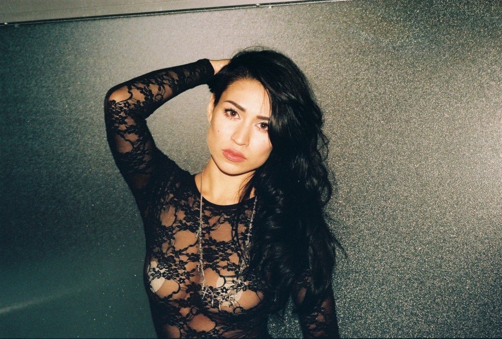 Cassie Steele Tits 7