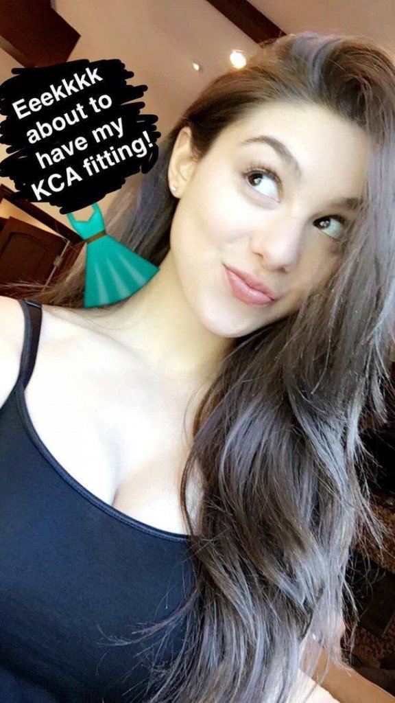 Collection de décolletés de Kira Kosarin 11