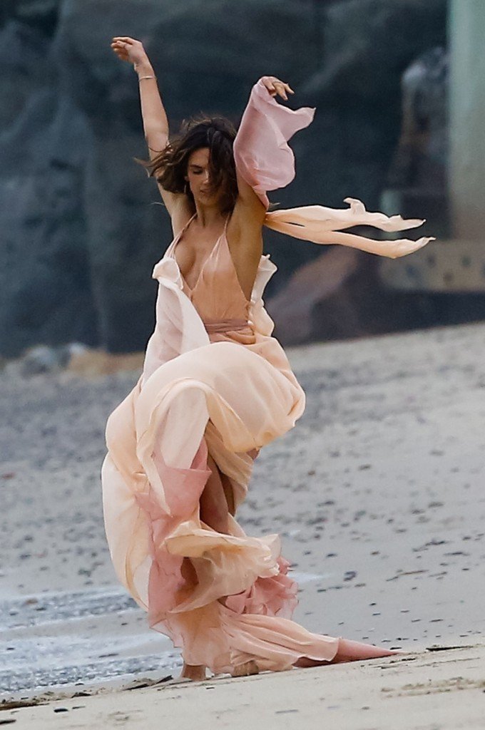 Alessandra Ambrosio Sexy 18