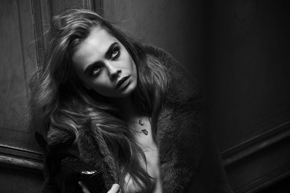 Cara Delevingne Topless & Sexy 10