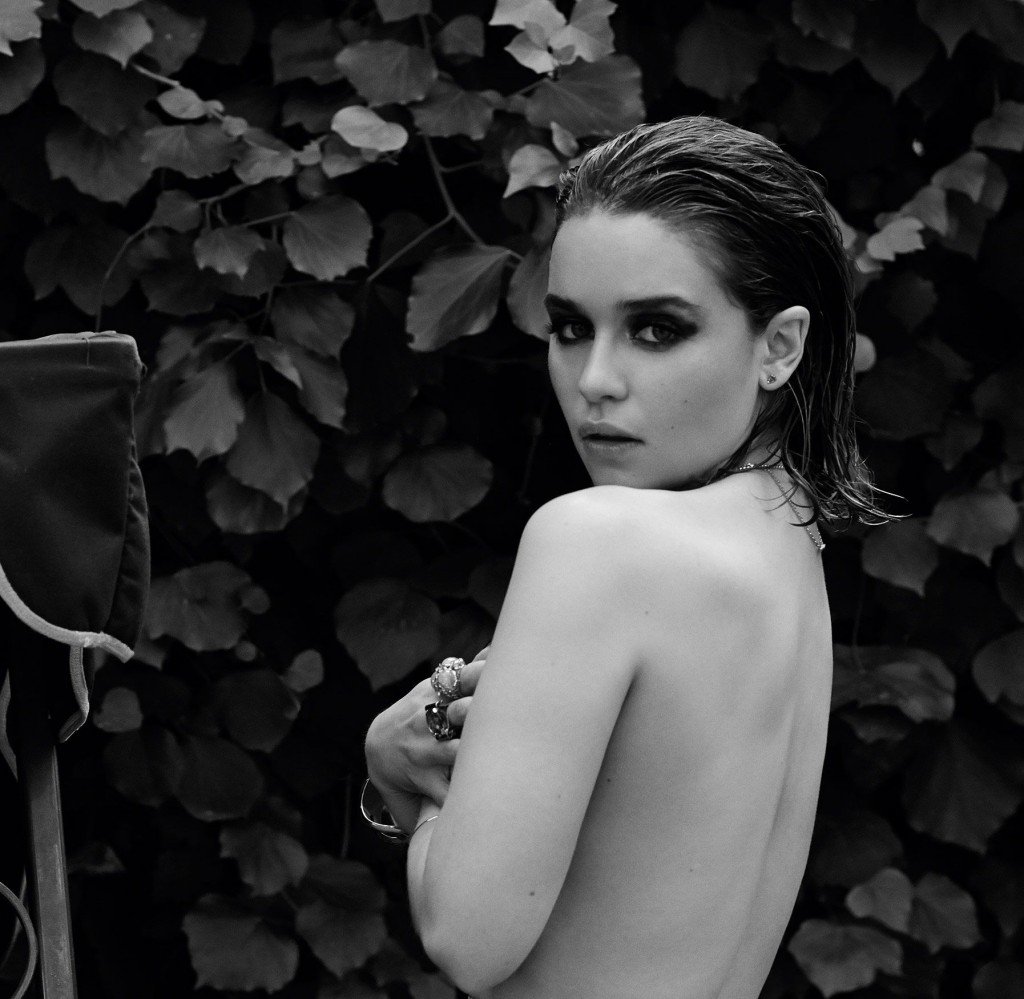 Emilia Clarke Sexy 2