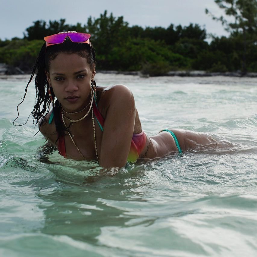 Rihanna Sexy 4