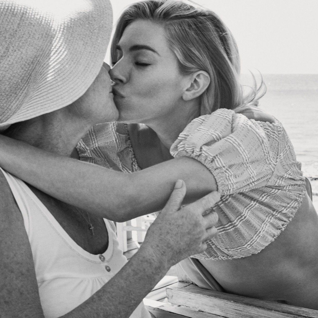 Sienna Miller Sexy & Topless 6