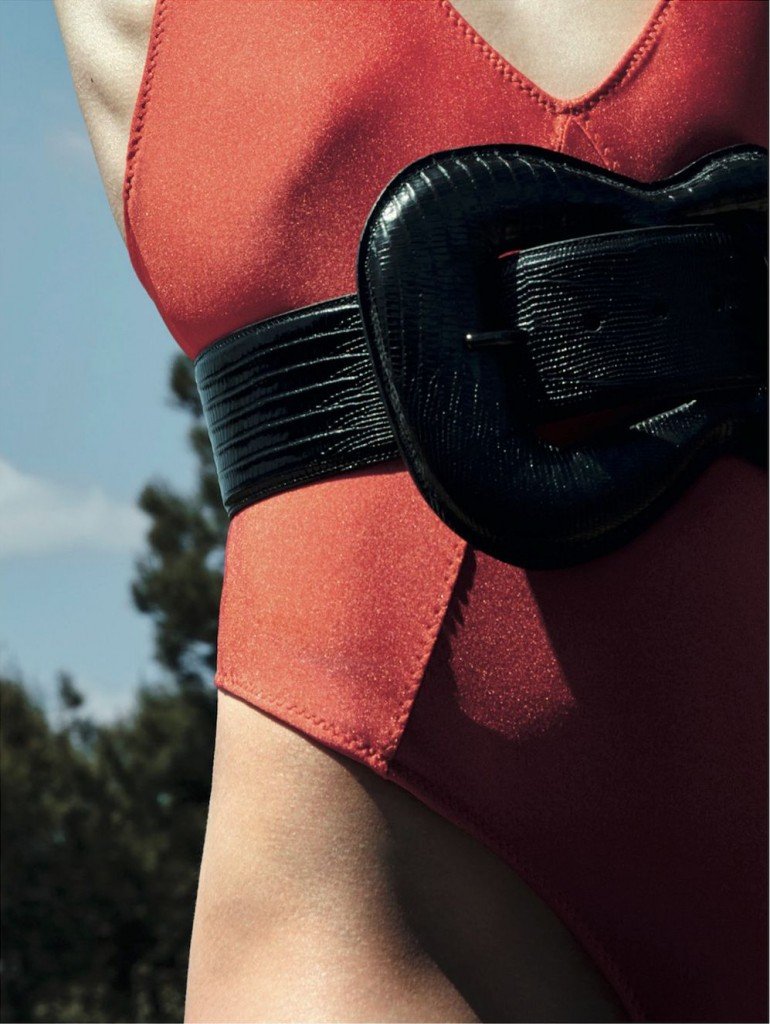 Vivien Solari Sexy & Topless 3