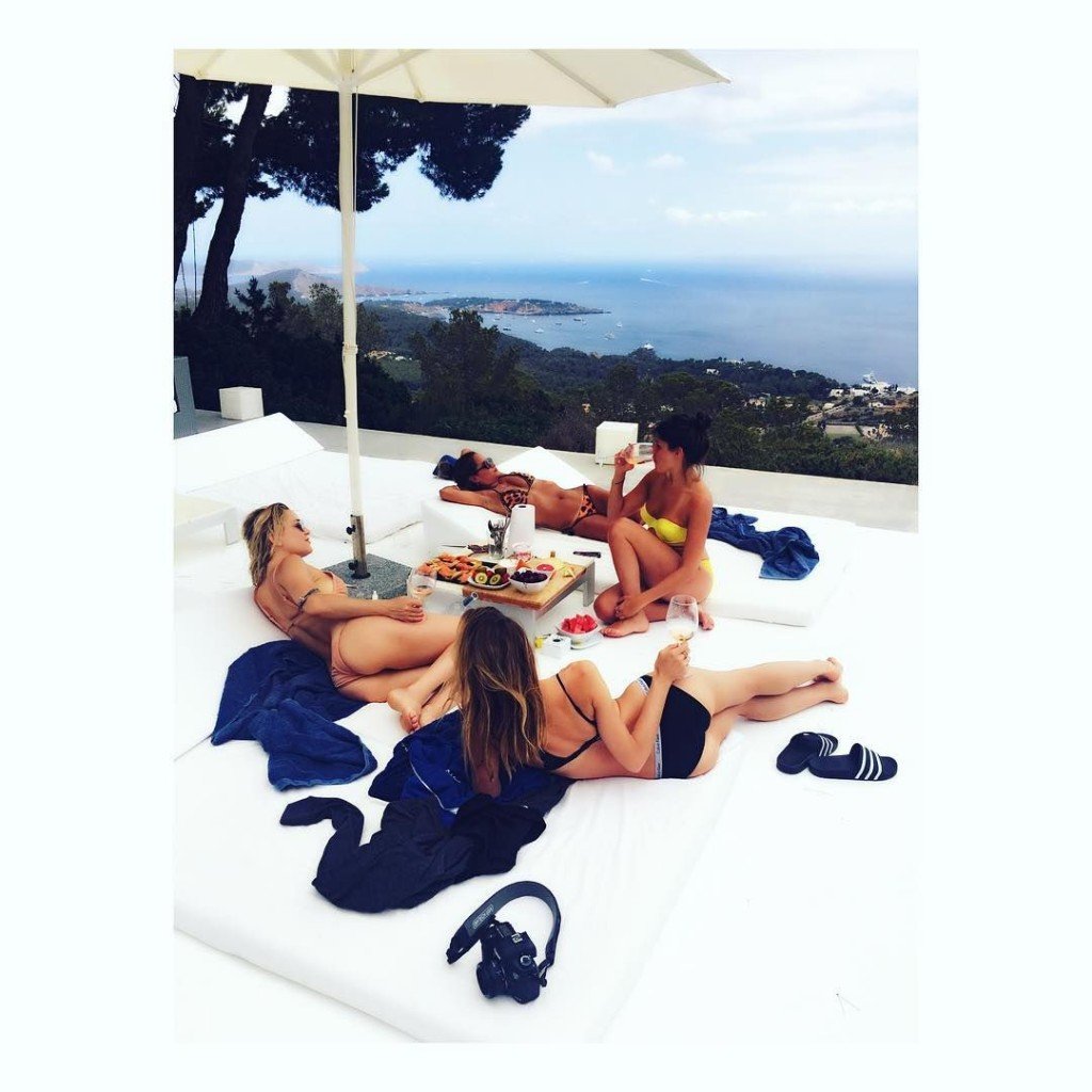 Kate Hudson en bikini 1