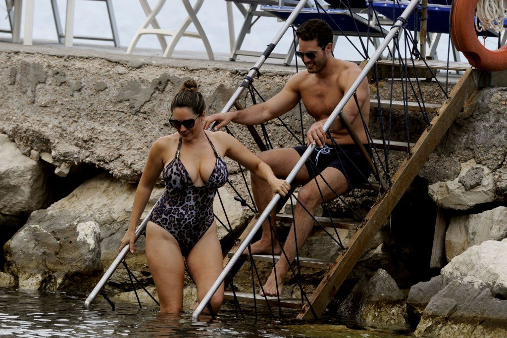 Kelly Brook Sexy 95