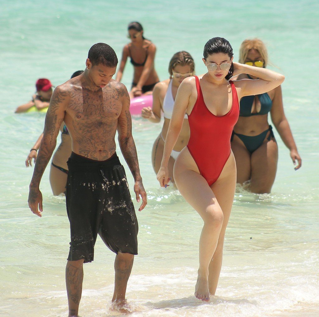 Kylie Jenner Sexy 12