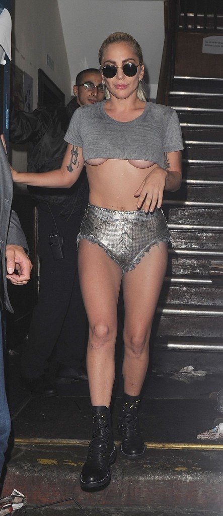 Lady Gaga Underboob thefappening.so-0036