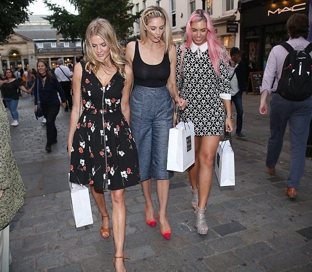 Tamsin Egerton Braless 7