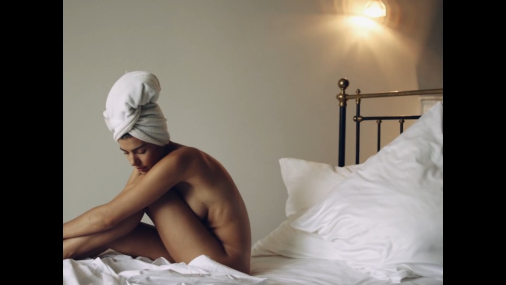 Alina Süggeler Nue & Sexy 1
