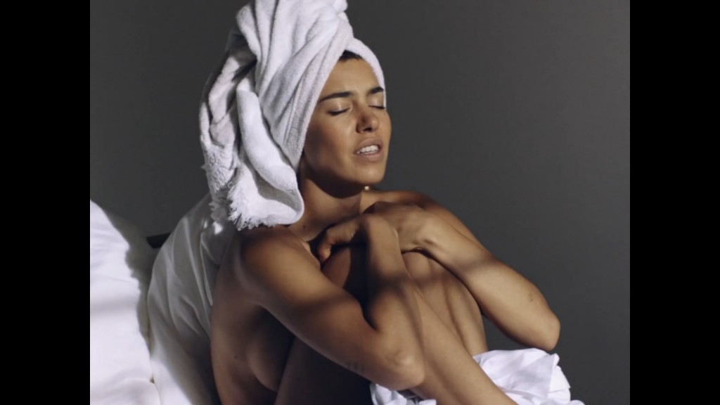 Alina Süggeler Nue & Sexy 2