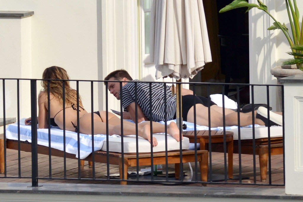 Gisele Bundchen Sexy 17