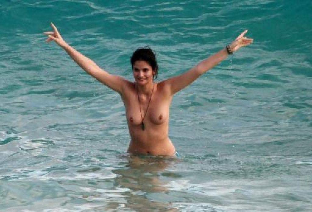Shermine Shahrivar Topless 24