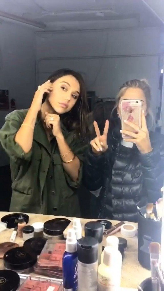 Alexis Ren Sexy 31 thefappening.so