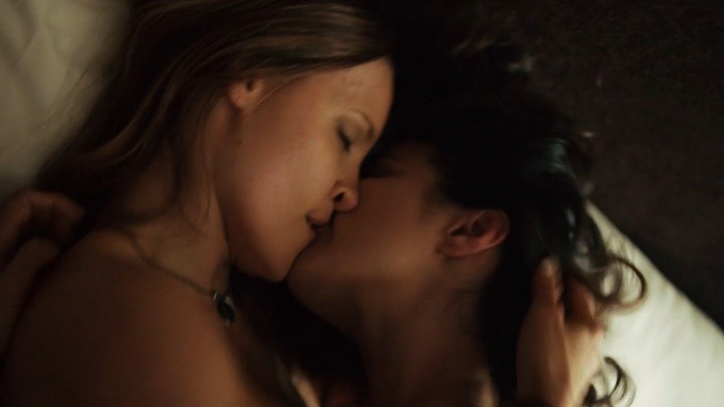 Emmanuelle Chriqui, KaDee Strickland Nude - Shut Eye (2016) s01e01 - HD 720p.mp4_snapshot_00.34_[2016.12.12_08.10.03]