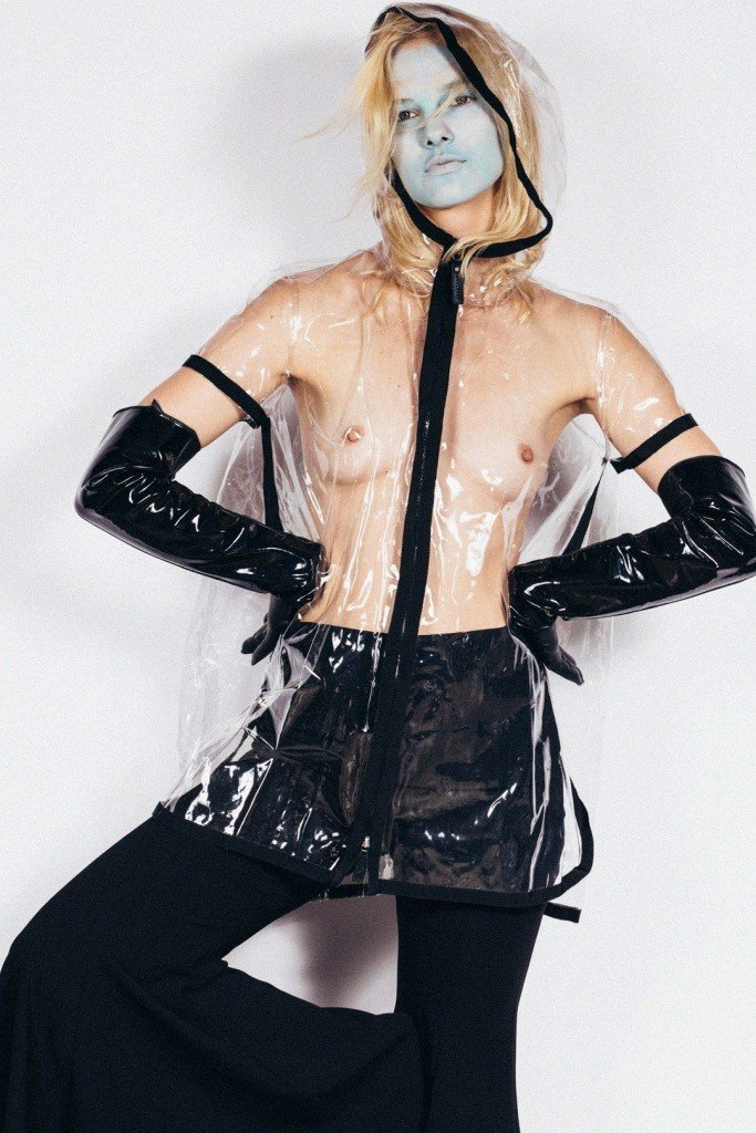 Hannah Holman Topless 2