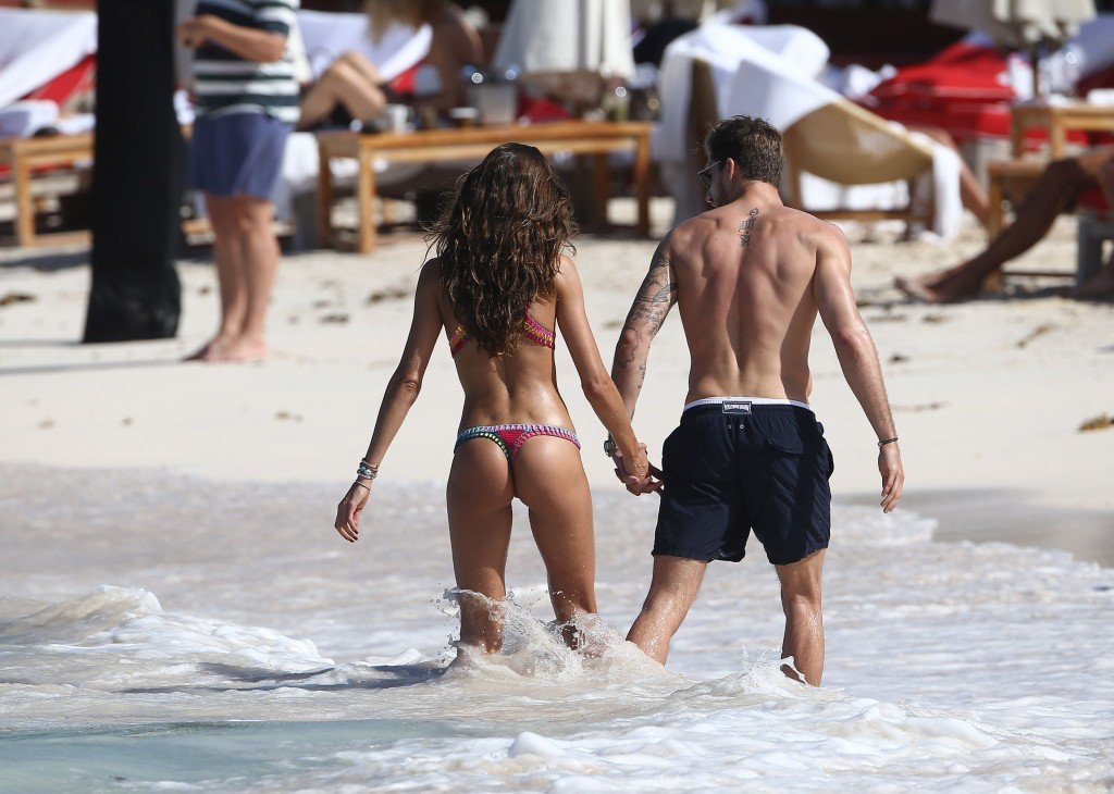 Izabel Goulart Sexy thefappening.so 60