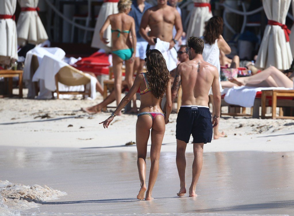 Izabel Goulart Sexy thefappening.so 63