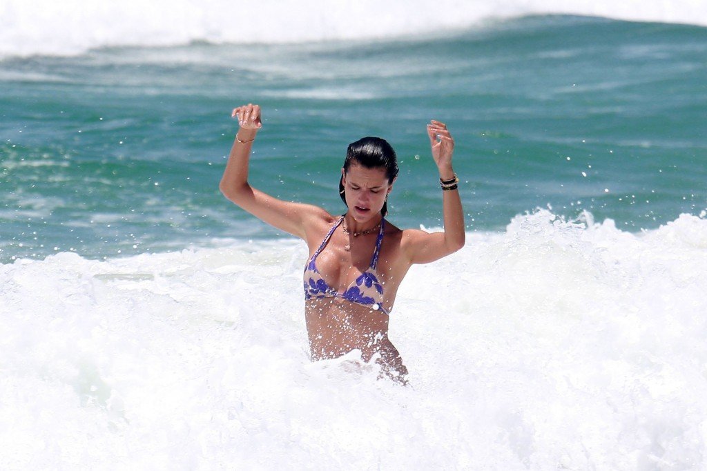 Alessandra Ambrosio Sexy 19 thefappening.so