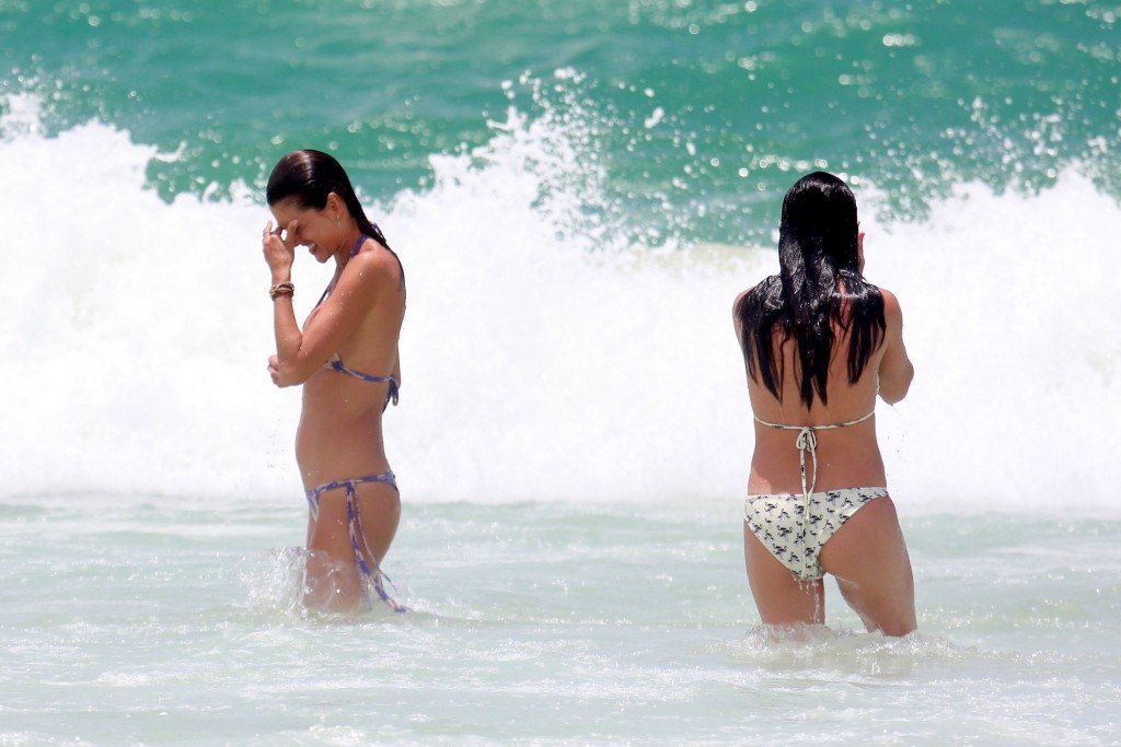 Alessandra Ambrosio Sexy 64 thefappening.so