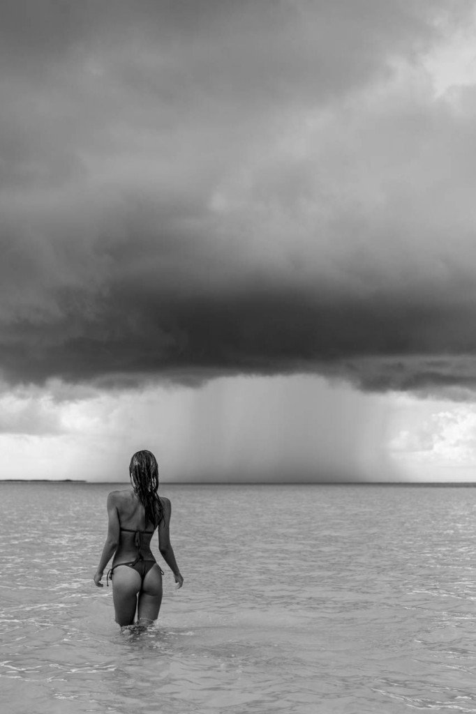 Alexis Ren Torse Nu & Sexy thefappening.so 11