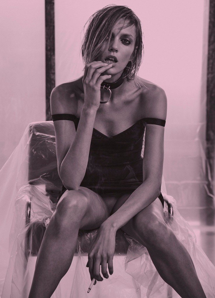 Anja Rubik Sexy & Topless 13 thefappening.so