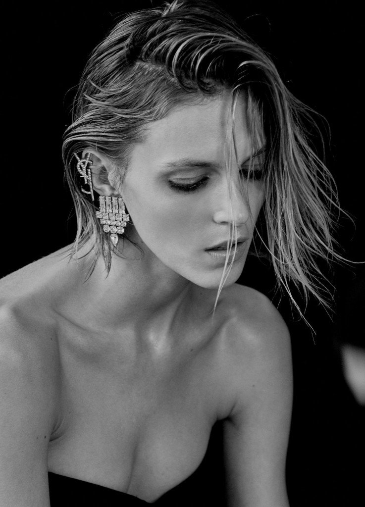 Anja Rubik Sexy & Topless 4 thefappening.so