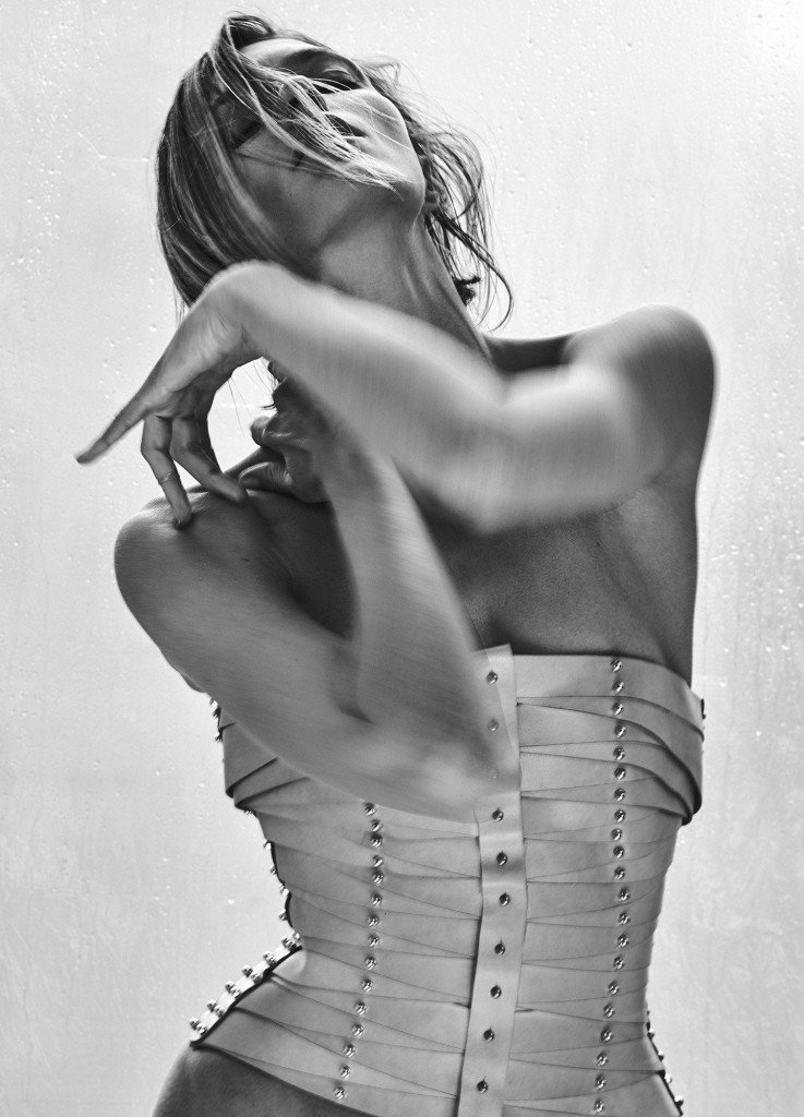 Anja Rubik Sexy & Topless 9 thefappening.so