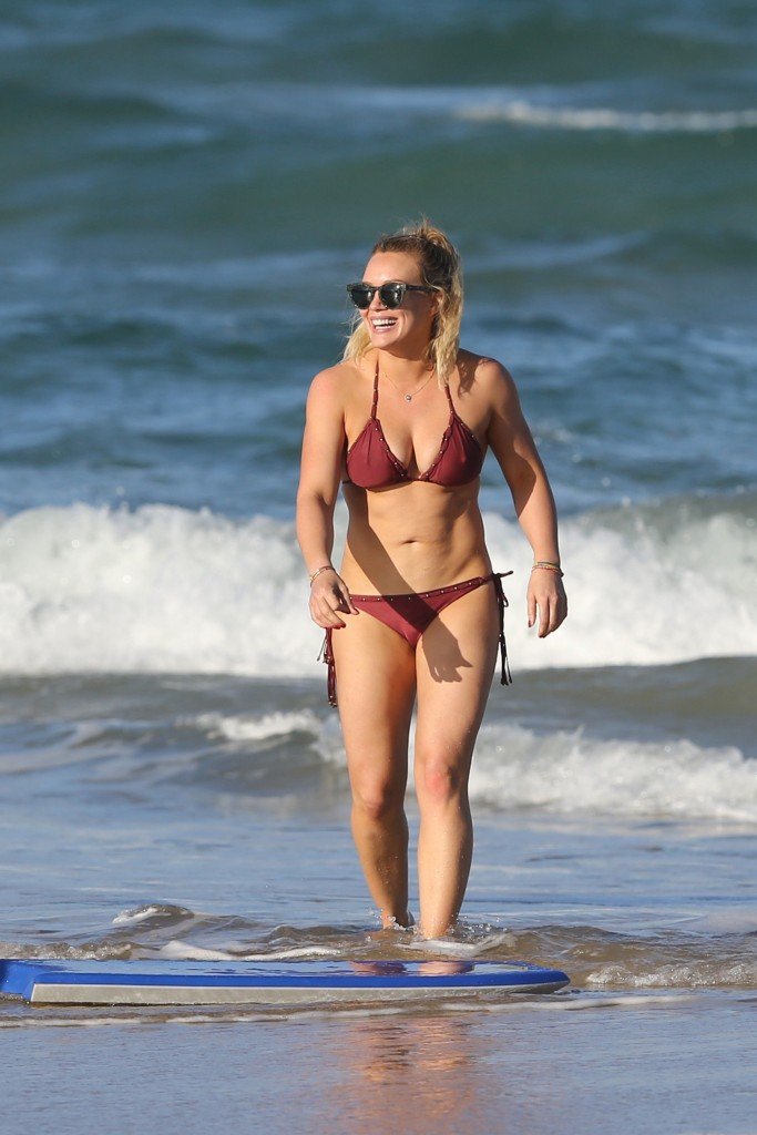 Hilary Duff Sexy thefappening.so 76