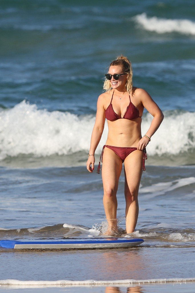 Hilary Duff Sexy thefappening.so 78