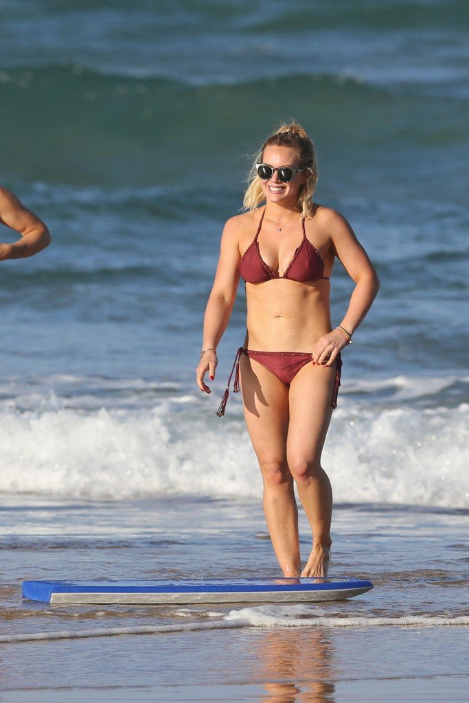 Hilary Duff Sexy thefappening.so 80