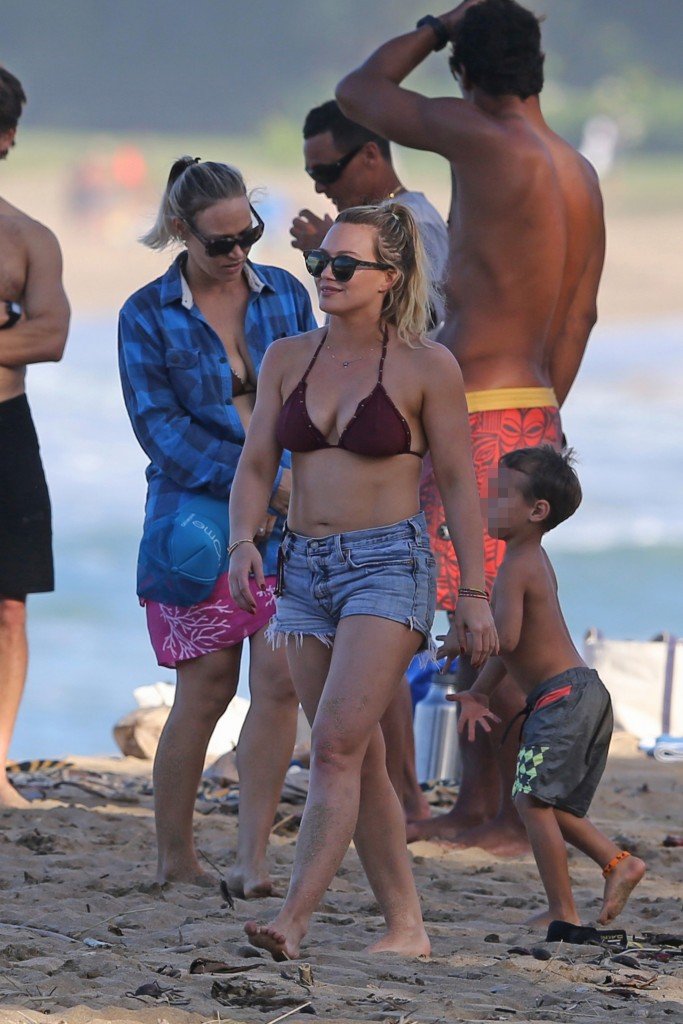 Hilary Duff Sexy thefappening.so 85