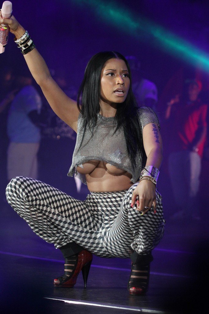 Nicki Minaj Sexy thefappening.so 1