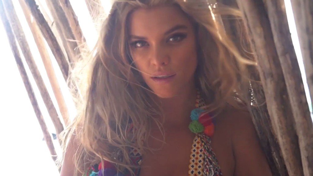 Nina Agdal Sexy and Topless 34 thefappening.so