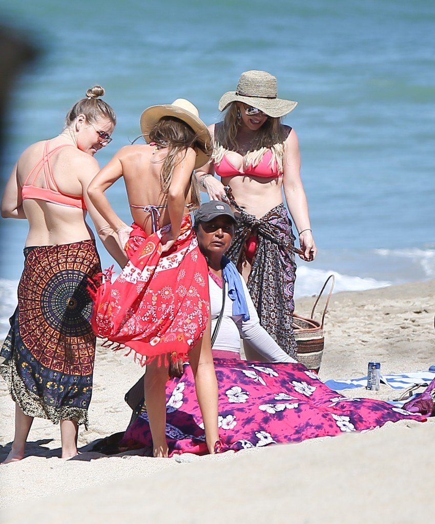 Hilary Duff Sexy 1 thefappening.so