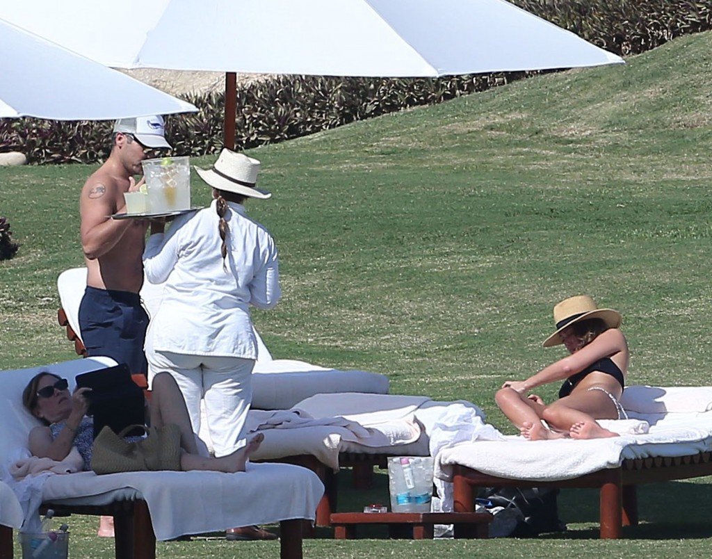 Jessica Alba Sexy 22 thefappening.so