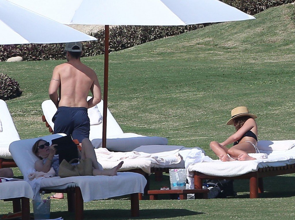 Jessica Alba Sexy 24 thefappening.so