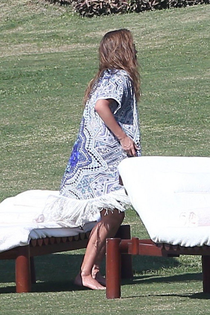 Jessica Alba Sexy 46 thefappening.so