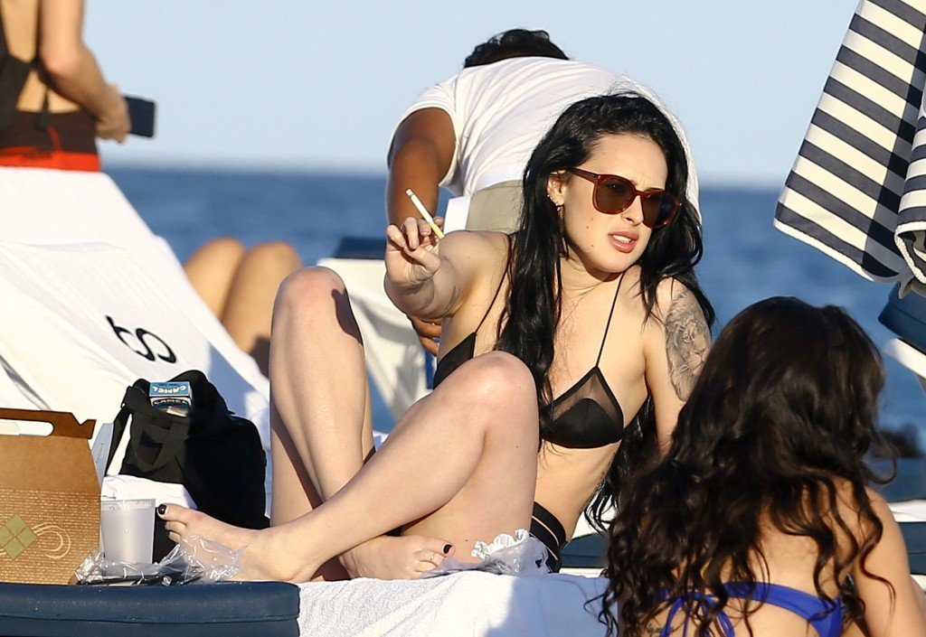 Rumer Willis Sexy 18 thefappening.so