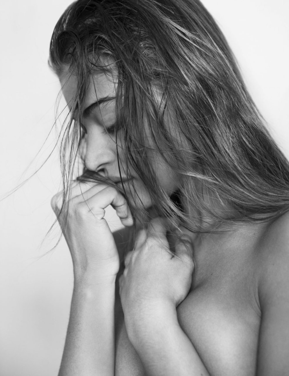Daniela Lopez Osorio Nue