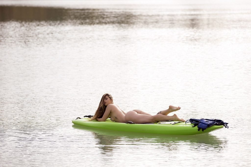 Stephany Carvalho Nue