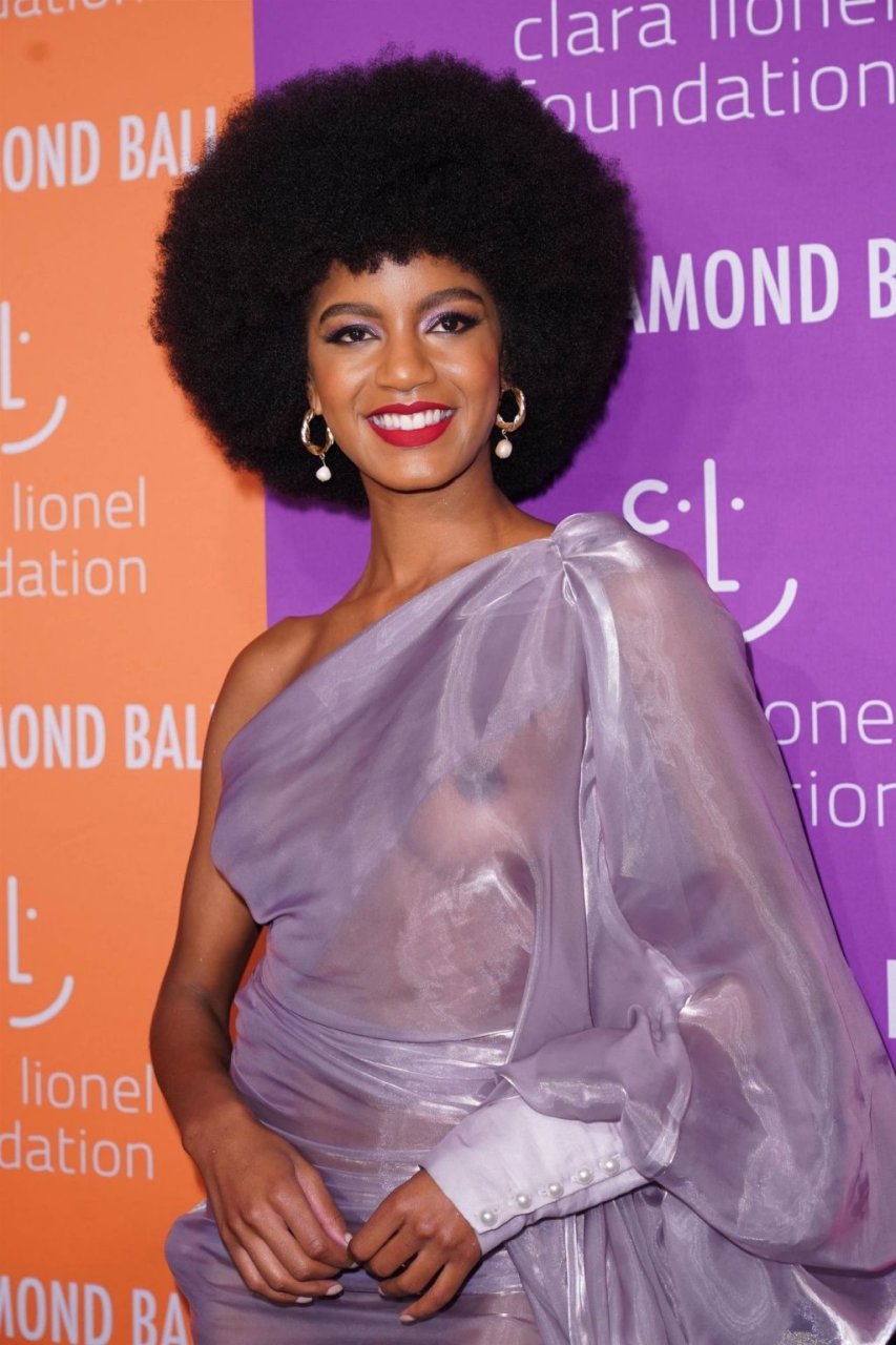 Ebonee Davis Transparent Nue