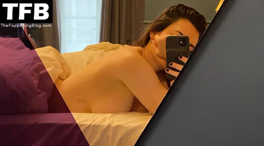 Sophie Simmons Topless