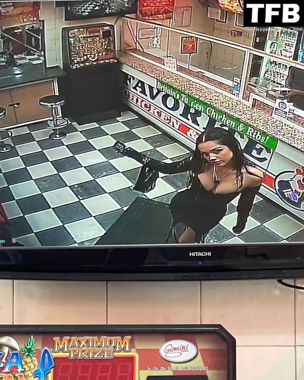 Olivia Rodrigo Tits